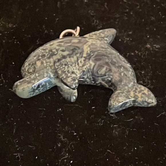 1.5” green granite dolphin charm pendant with jump hoop - Picture 2 of 10